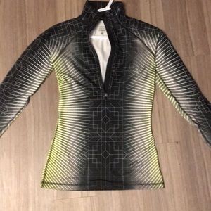 Size S Nike pullover